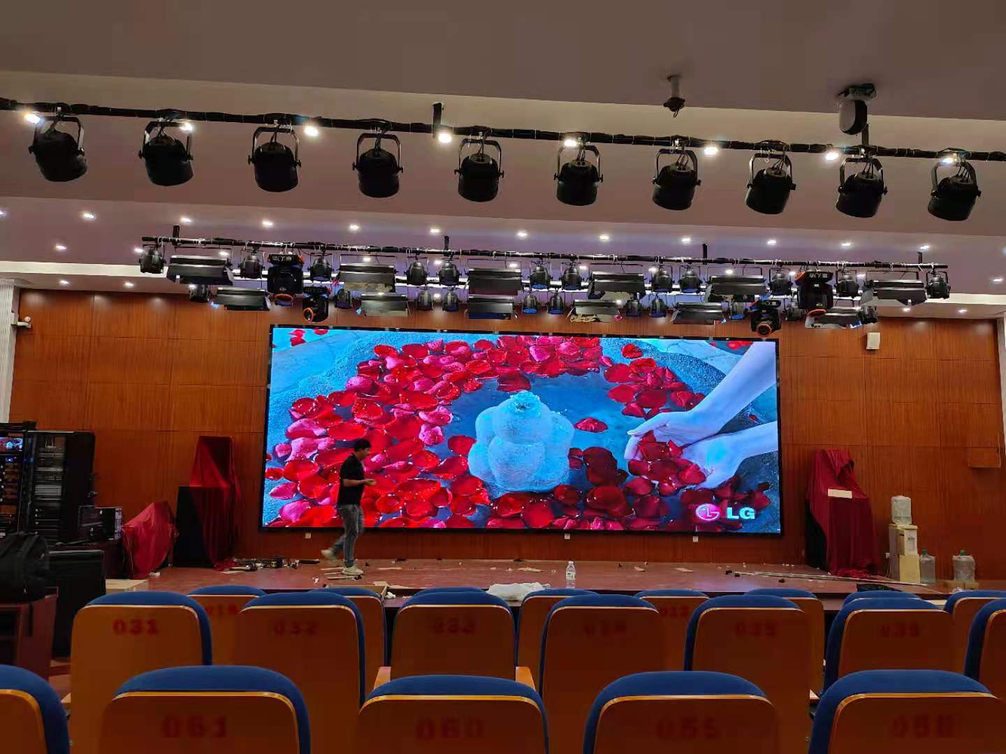 蚌埠建設(shè)學(xué)校 (3).jpg