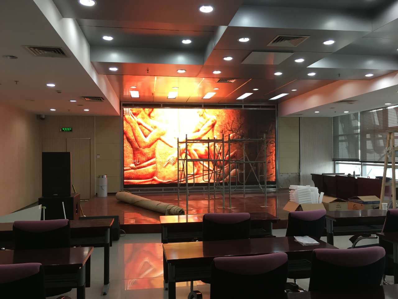 投資集團(tuán)室內(nèi) P3